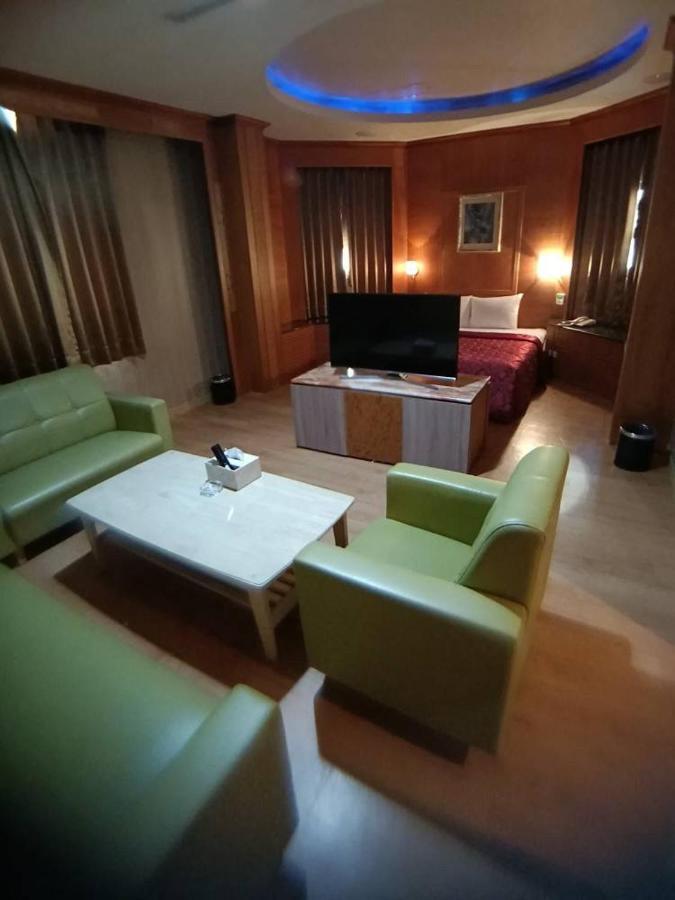 Wen Mei Motel Nantou Экстерьер фото